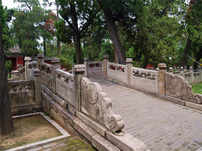 鏇查槣瀛斿簷鍥涘杞洖,鏇查槣瀛斿簷涓囦笘甯堣〃鍖鹃