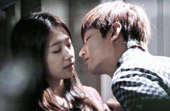 八集定律韩剧吻戏,韩剧八集定律吻戏合集