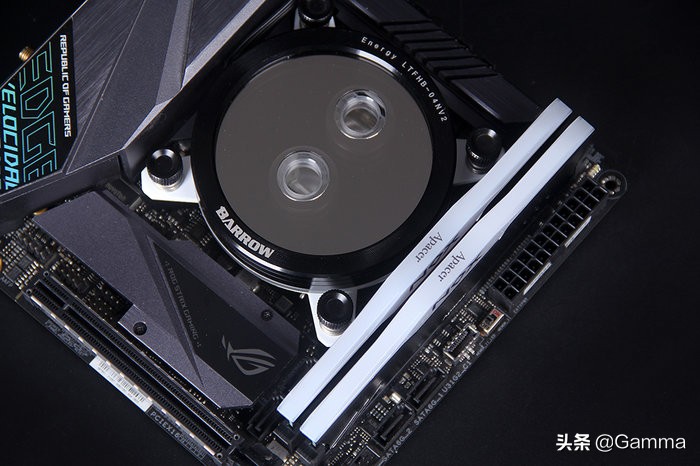 公认散热好的itx机箱,支持240水冷和RGB光控的itx机箱