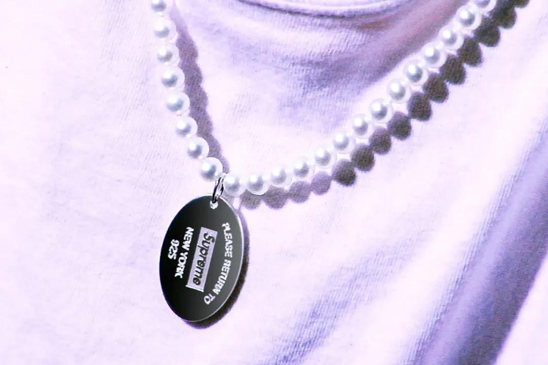 Forever21母公司估值达127亿美元；UR广晟旗舰店年销售额突破亿元