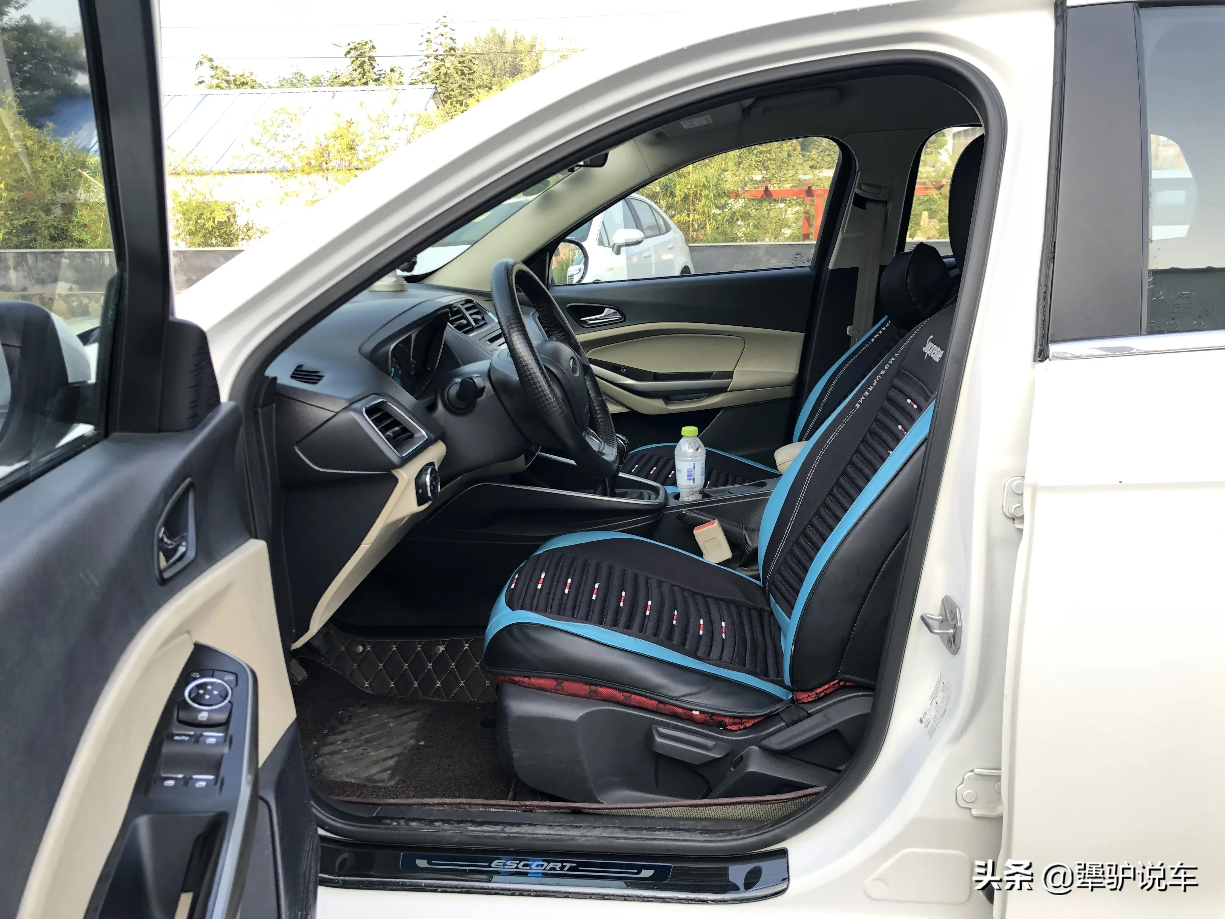 福特福睿斯和起亚k2哪个更保值,福睿斯跟英朗哪个更好哪个更保值