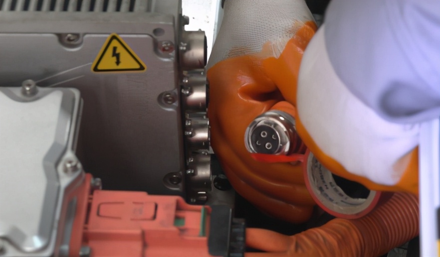 新能源汽车高压系统安全操作动画,纯电动汽车高压系统安全措施