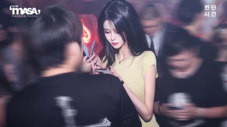 邯郸酒吧网红,邯郸酒吧美女高颜值