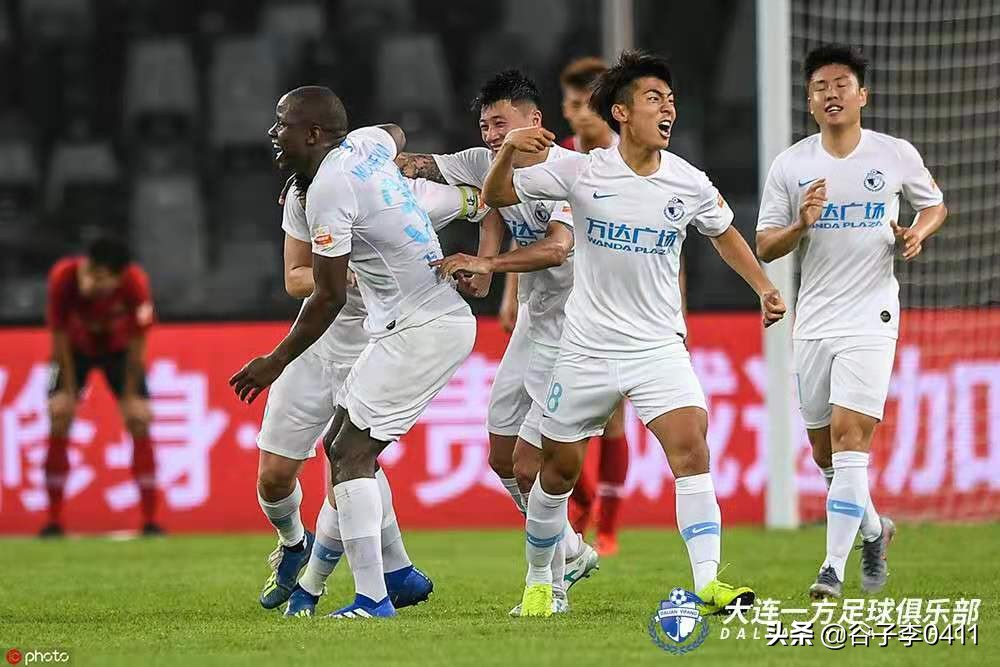 第25轮一方赛事海报：敬时代竞未来，致敬辉煌时代，竞技美好未来