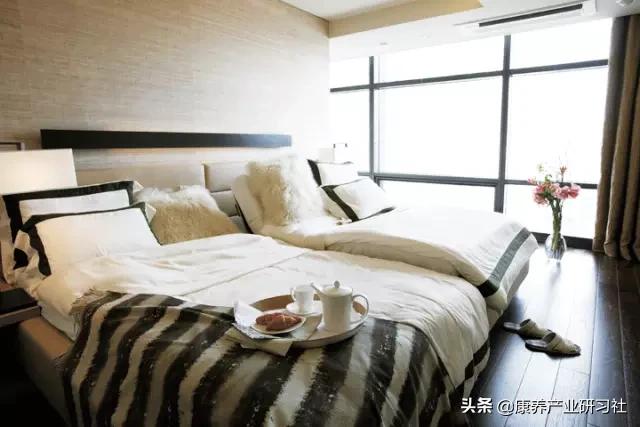 50层楼高、500万元入住押金、5年住满：这个顶级养老公寓长啥样？