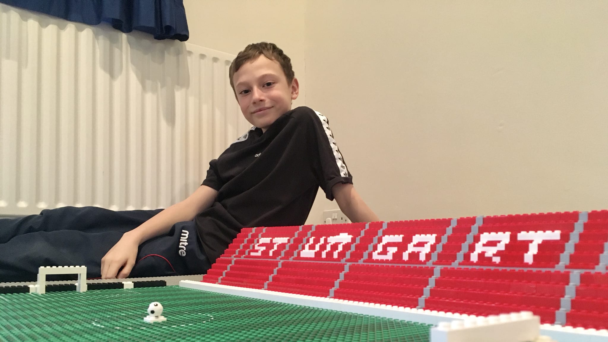 乐高足球场10299,老特拉福德足球场乐高