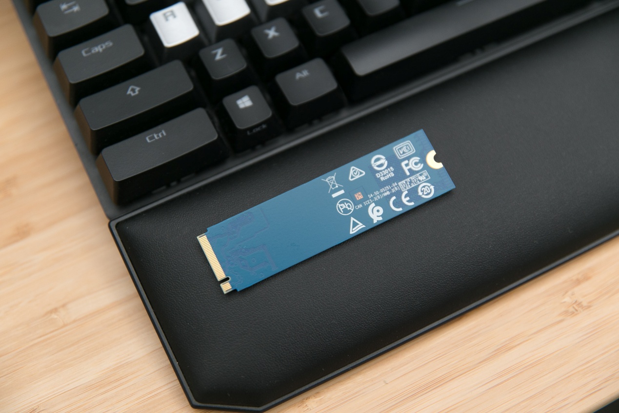 wdbluesn550固态硬盘,wdbluesn550nvmessd