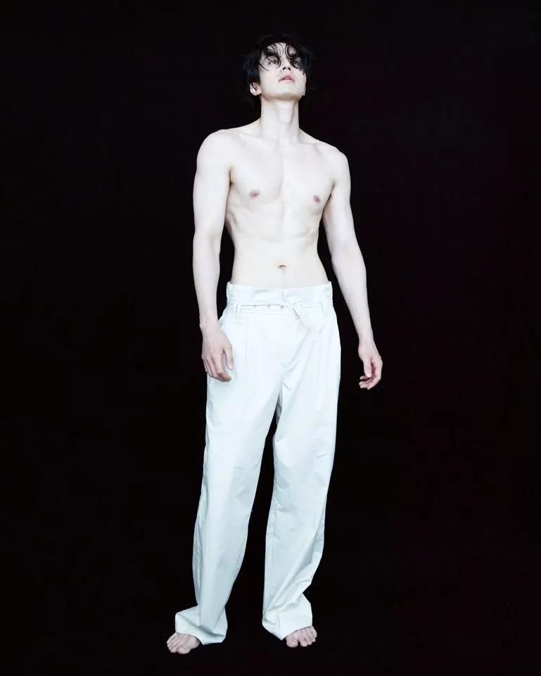 中韩帅哥pk,中韩男神合集