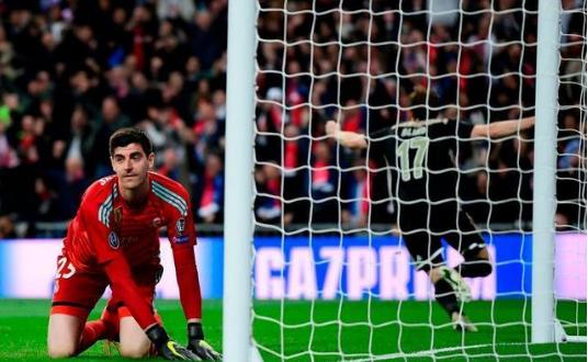 裤袜：我仍是世界顶级门将！低级失误送大礼，皇马主力位置不保？