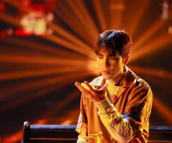 我们的歌3张碧晨吕方,萧敬腾张碧晨吕方翟潇闻