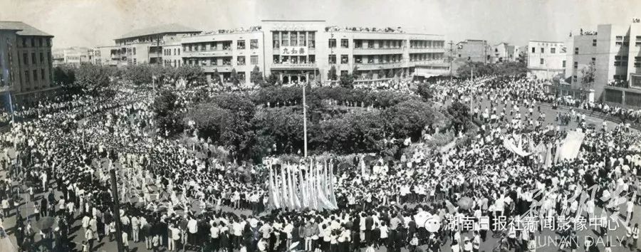 2007年的长沙五一广场照片,长沙的五一广场图