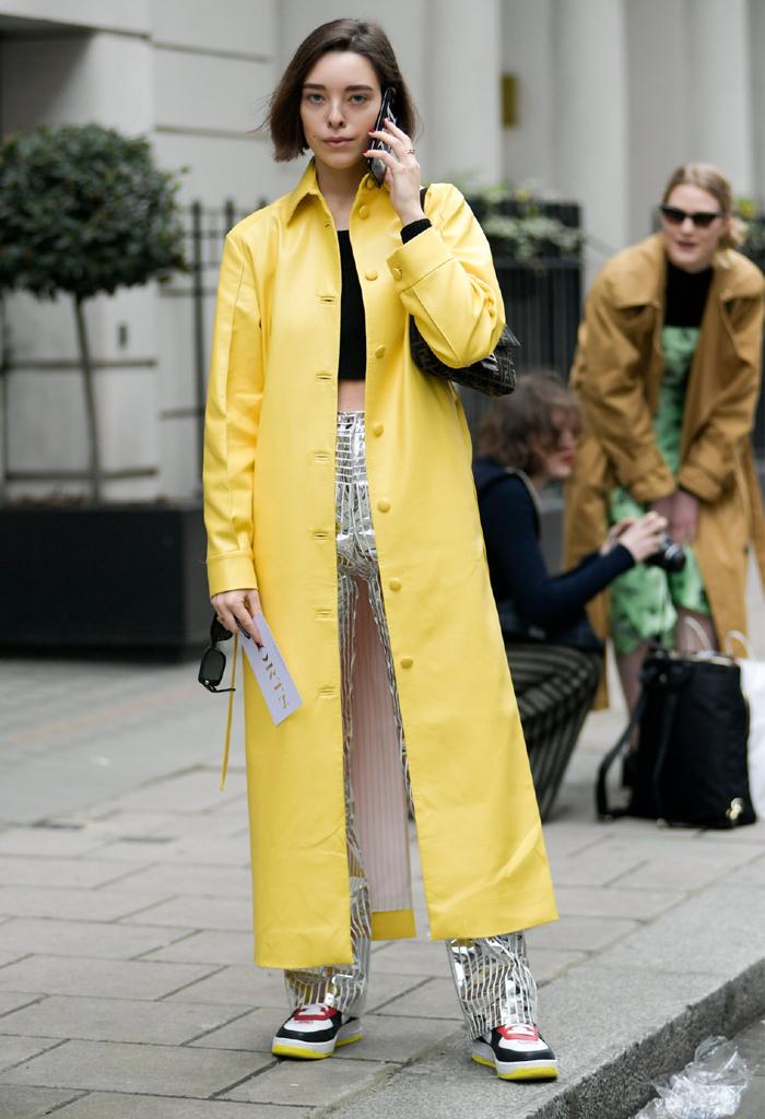 新中式皮衣内搭搭配才显高级,皮衣怎么搭配才显高级秋冬