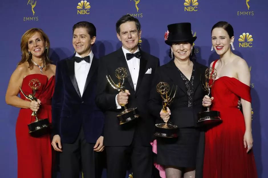 那个*点露**的女神，又带着黄段子回来了！