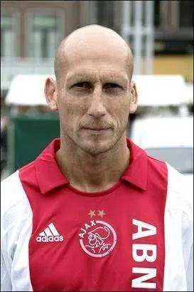 世界足坛十大巨星排名,足坛最丑十大球员