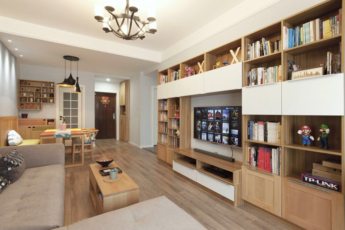 定制电视柜插座留多少高度合适,有50管电视柜还需要留孔吗