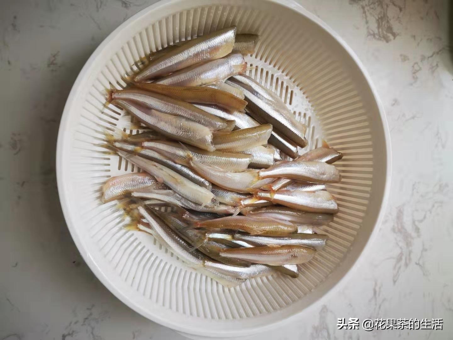 2厘米的小公鱼怎么吃,小公鱼咋吃
