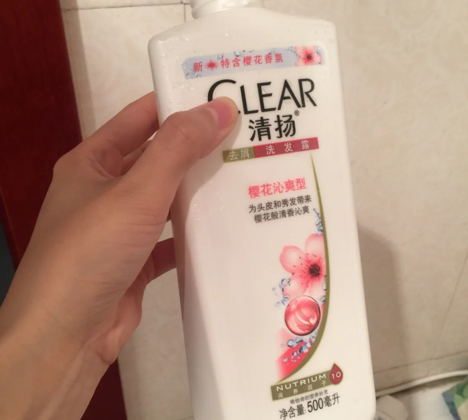 脱发有头皮屑用什么洗发水,推荐一款真正有效的洗发水