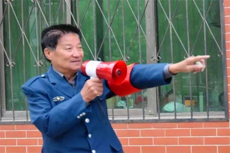 35岁农民工失业了还能做什么工作,50多岁的农民工可以做什么工作