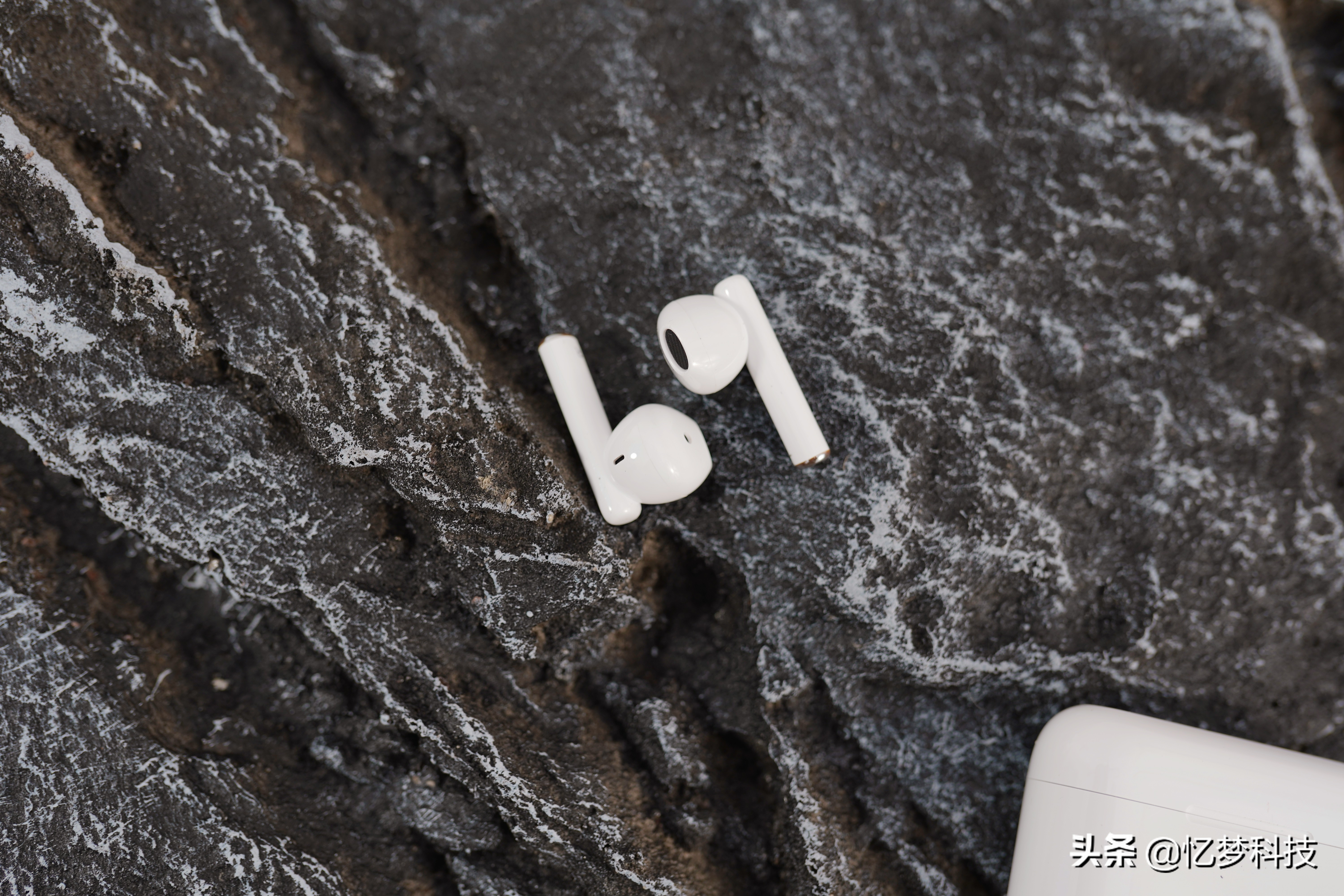 光荣earbudsx2和红米buds3哪个好,oppoencoair和光荣earbudsx2