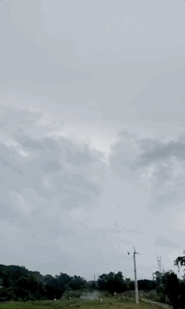 一道最大的闪电是多少度电,最大的闪电有多大