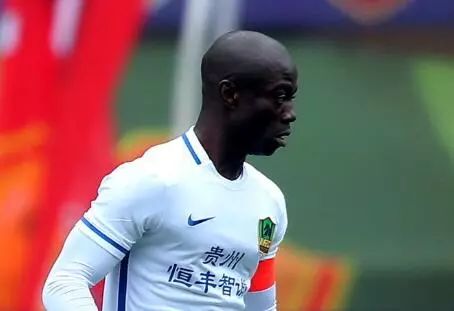 老骥伏枥志在千里志存高远,20年铿锵岁月传递足球梦想