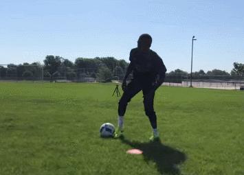 像阿扎尔一样带球,阿扎尔五个过人技巧