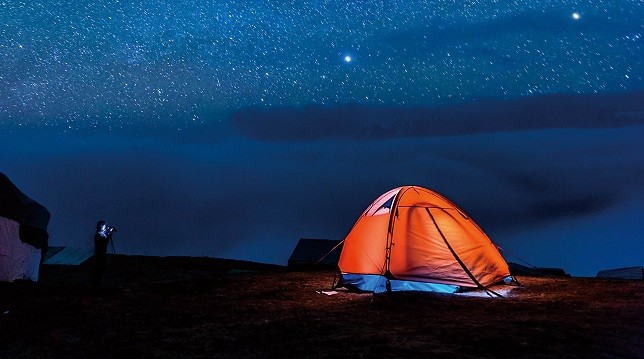 新刊｜去月球，搭个帐篷