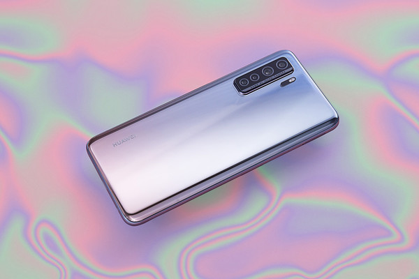 华为ax3和tplinkax3000哪个好,华为最值得入手的三千左右手机