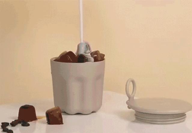 这只果冻太可了！高颜值，保温保冷，既是水杯也是轻食杯