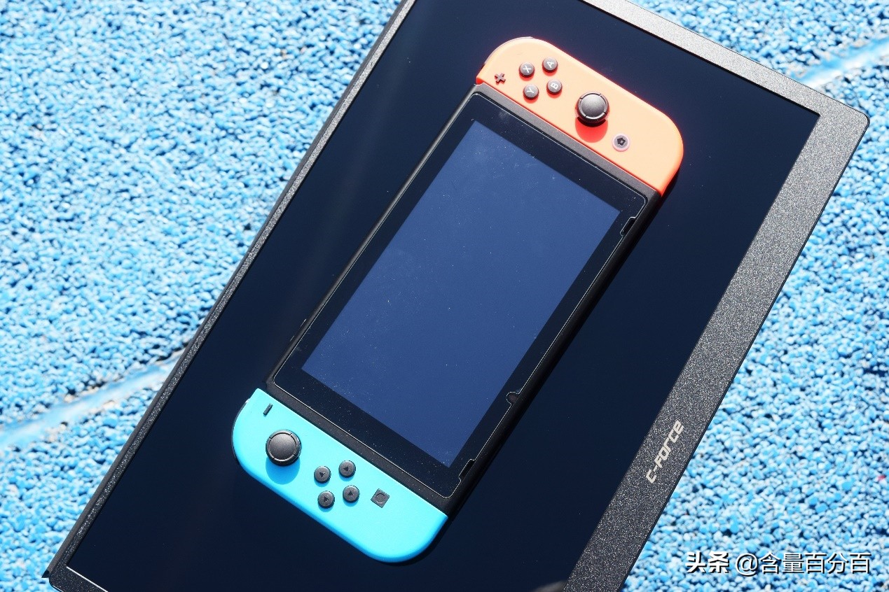 cforce156寸便携式显示器测评,cforce便携显示器色域选择