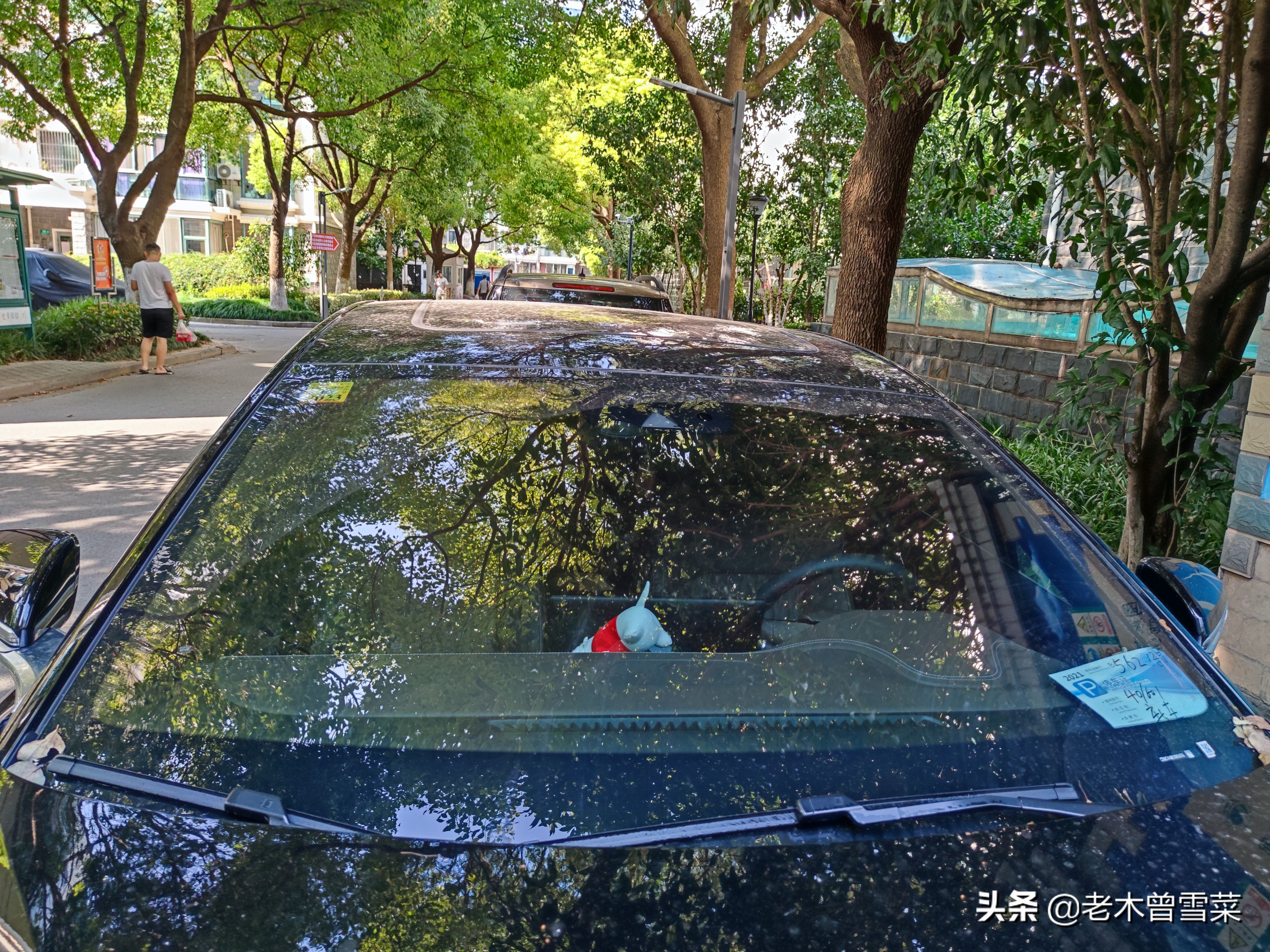 龙膜和康得新车膜哪个好,康得新s70车膜与龙膜哪个好