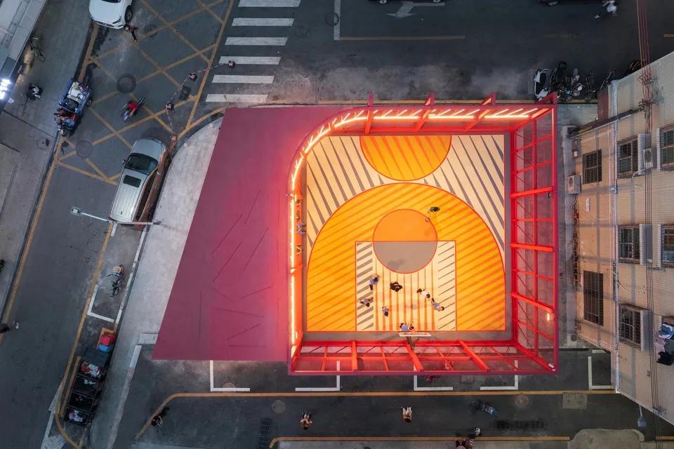 200平室内篮球场建设全部过程,新建篮球场馆正在装修筹备建造中