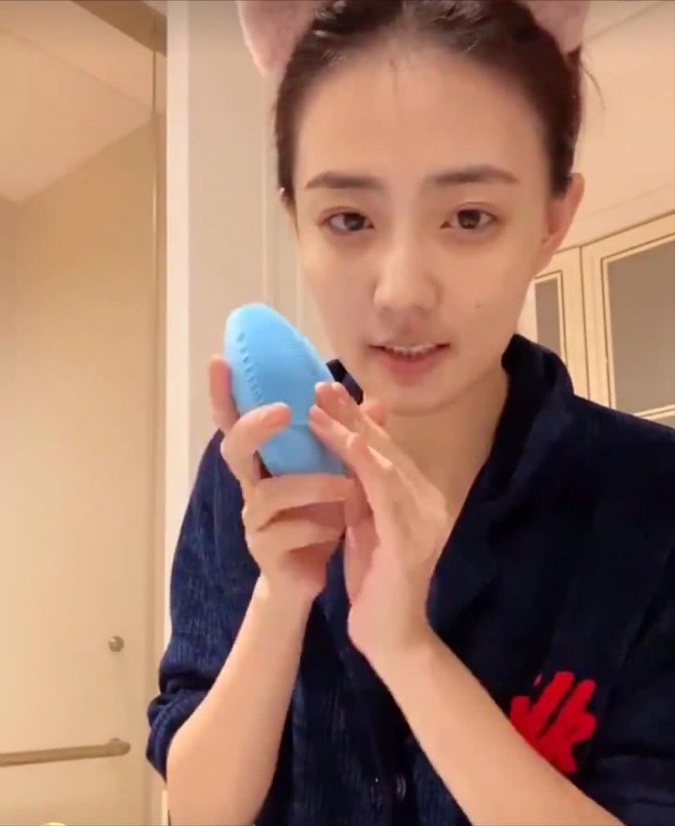 戚薇推荐水乳套装平价,戚薇推荐的水乳油皮
