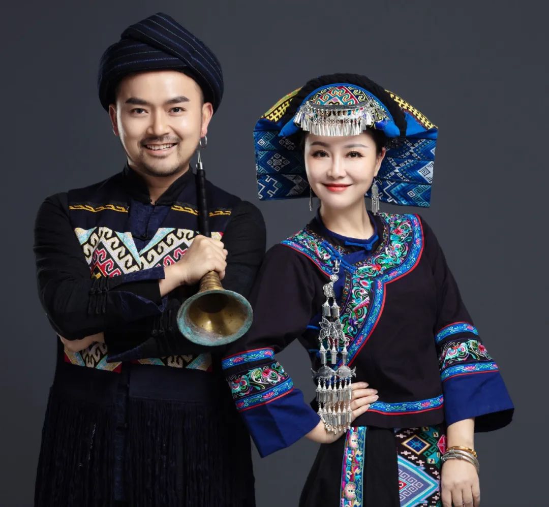 这对80后夫妻的爱巢惊艳了无数人,山里的80后夫妻