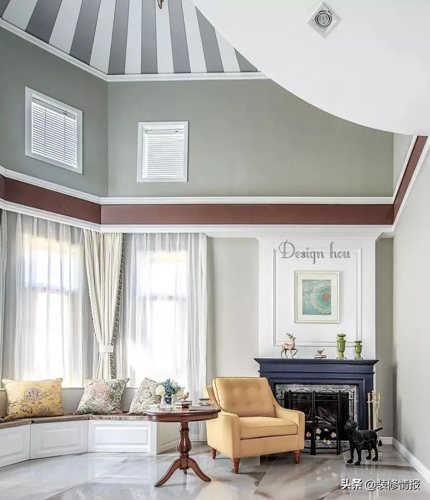 进门就是客餐厅一体卡座设计,餐厅全卡座设计效果图