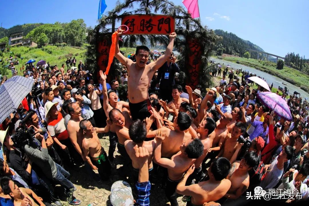 【“5.19”中国旅游日】国家移民管理局各边检总站齐发力，同为三江旅游扶贫打call!