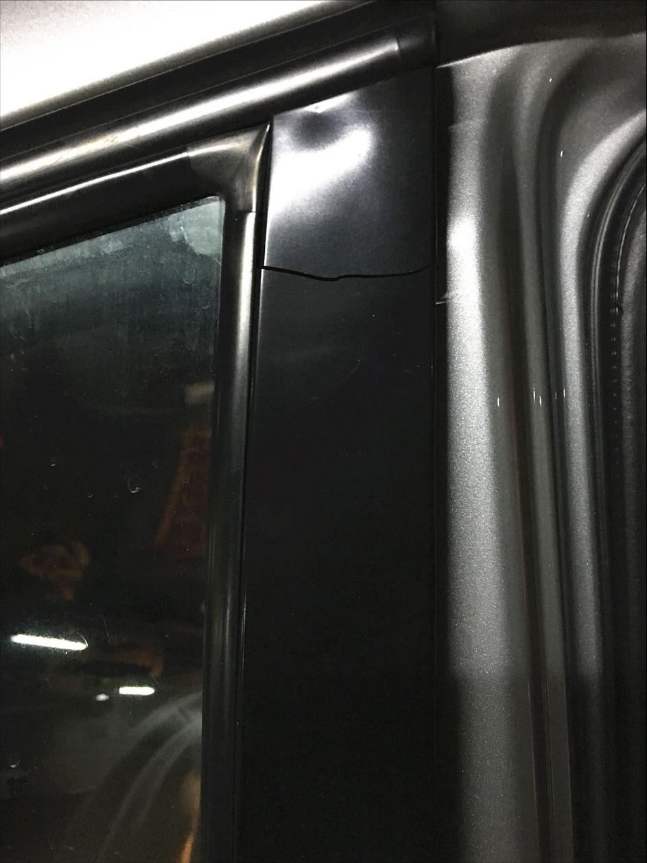 别克凯越后门玻璃更换教程,凯越的车门板怎么拆卸图解