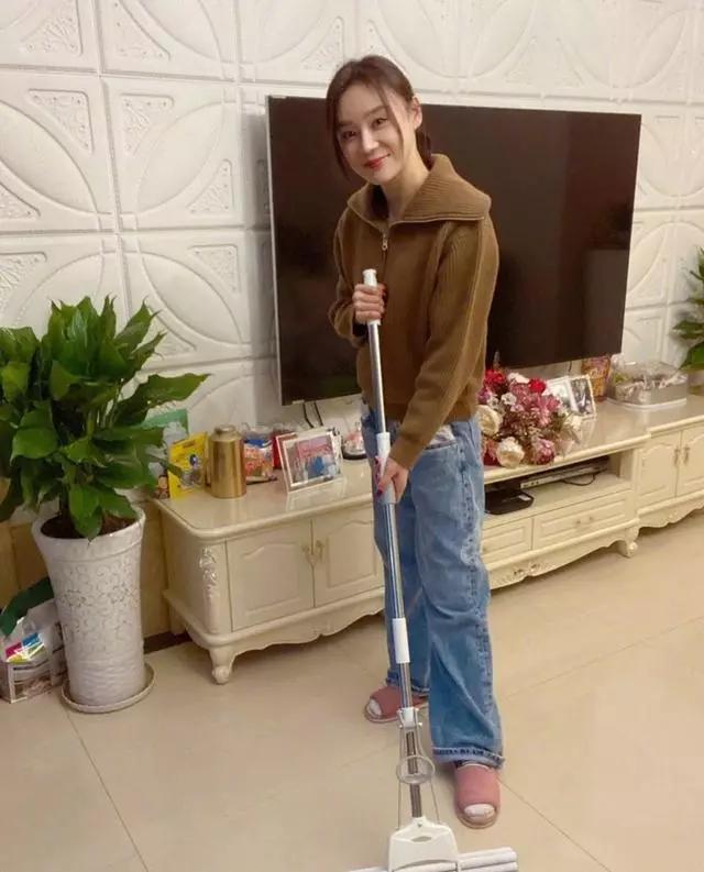 章子怡评李佳琦完整版,章子怡评价李佳琦完整版