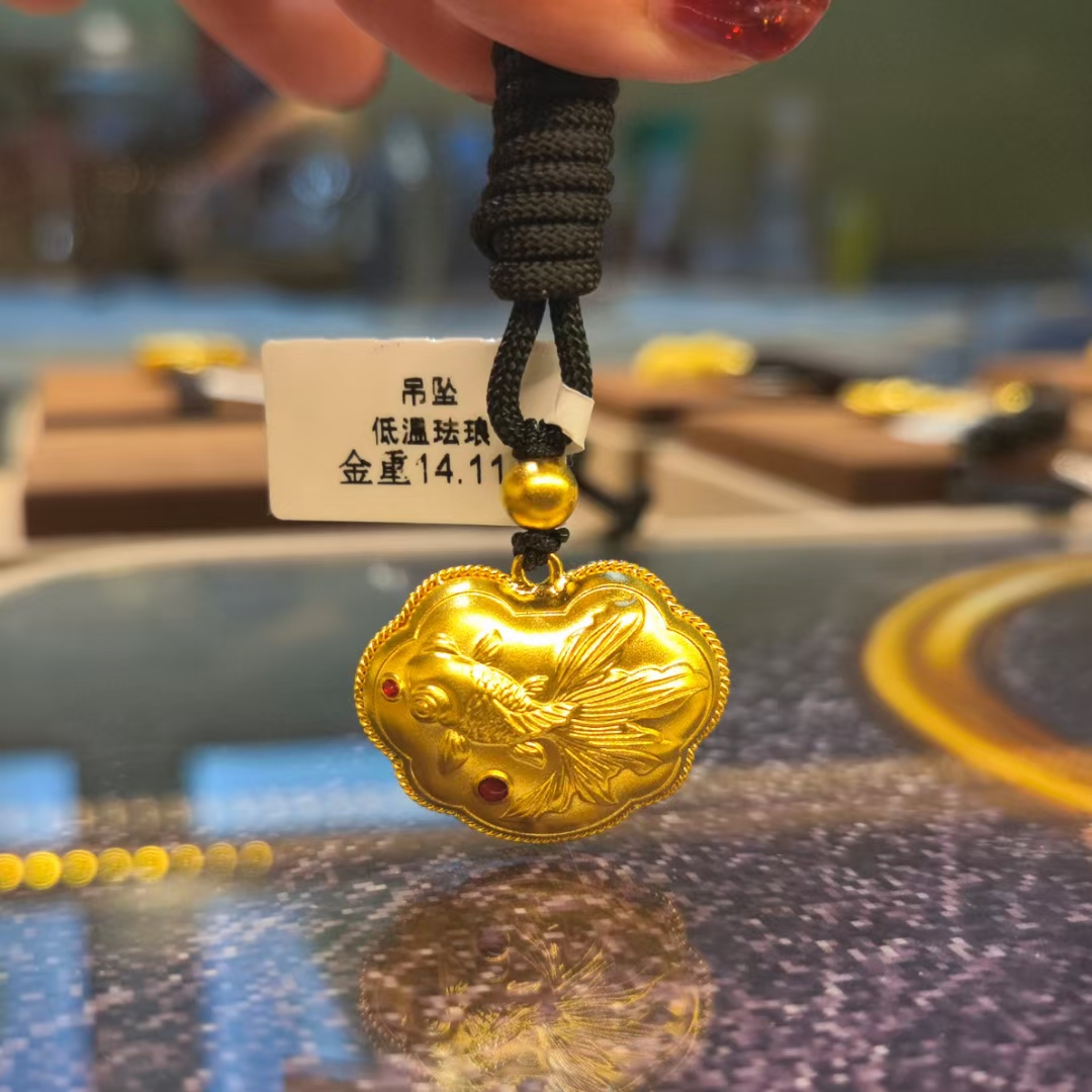 10000元能买什么黄金首饰,10000能买个金手镯图片