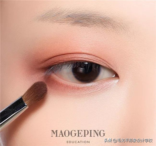 怎样画出大眼妆,如何画出大眼妆