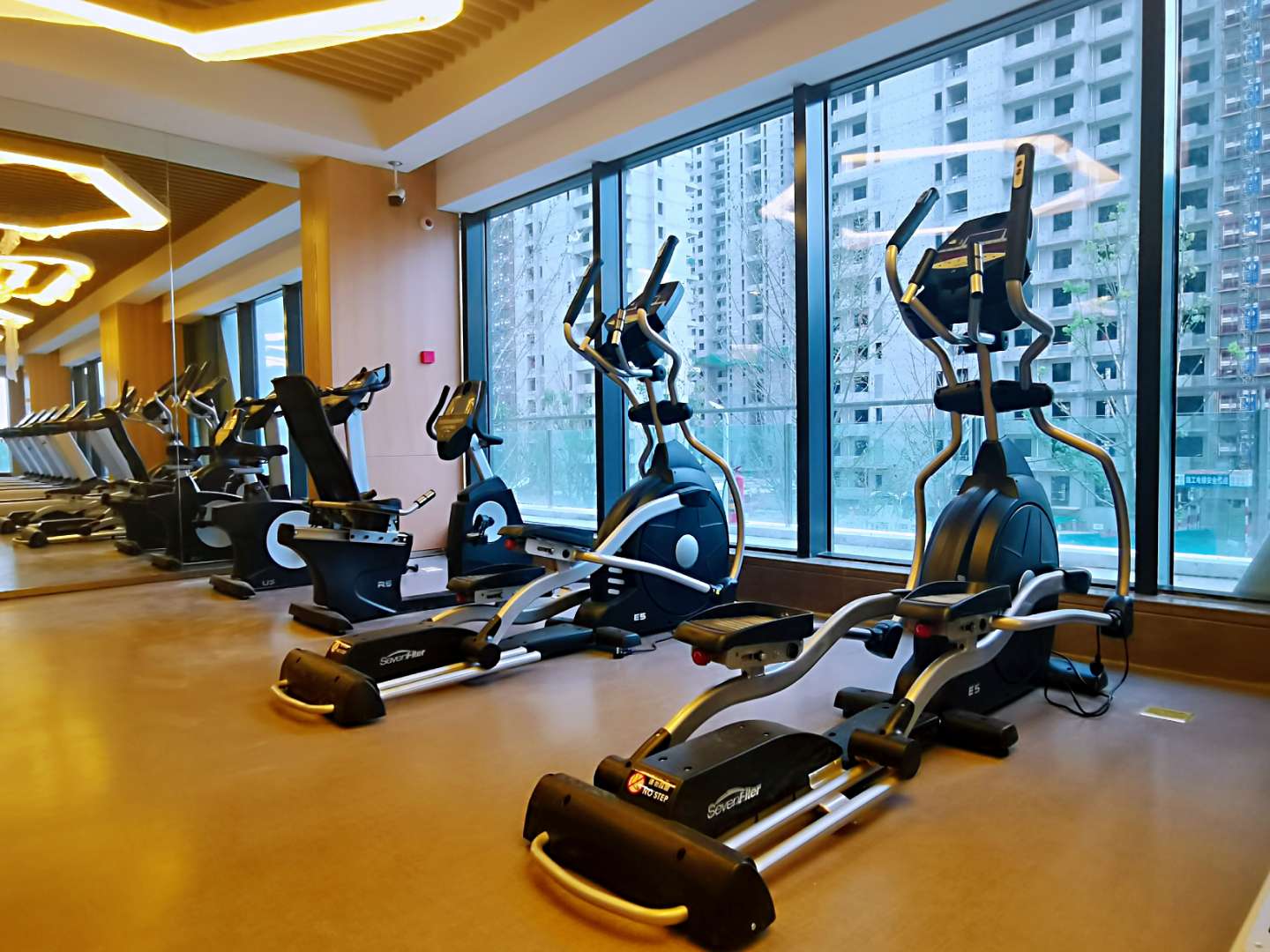 健身器材保养用什么油,健身房常用健身器材选购