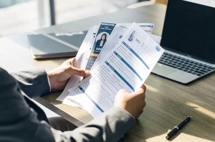 投出的简历怎么撤回,投出去的简历没回复怎么办