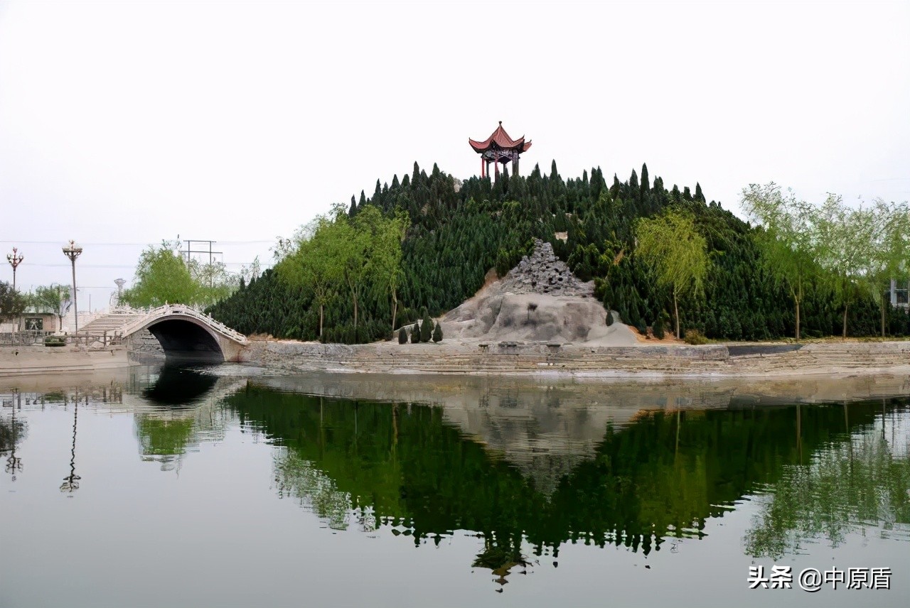 郑州职业技术学院招收多少人,郑州职业技术学院单招2022年专业