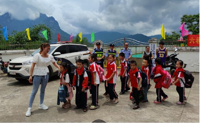 鹿寨禁毒宣传活动,金屋塘镇扎实开展禁毒宣传活动