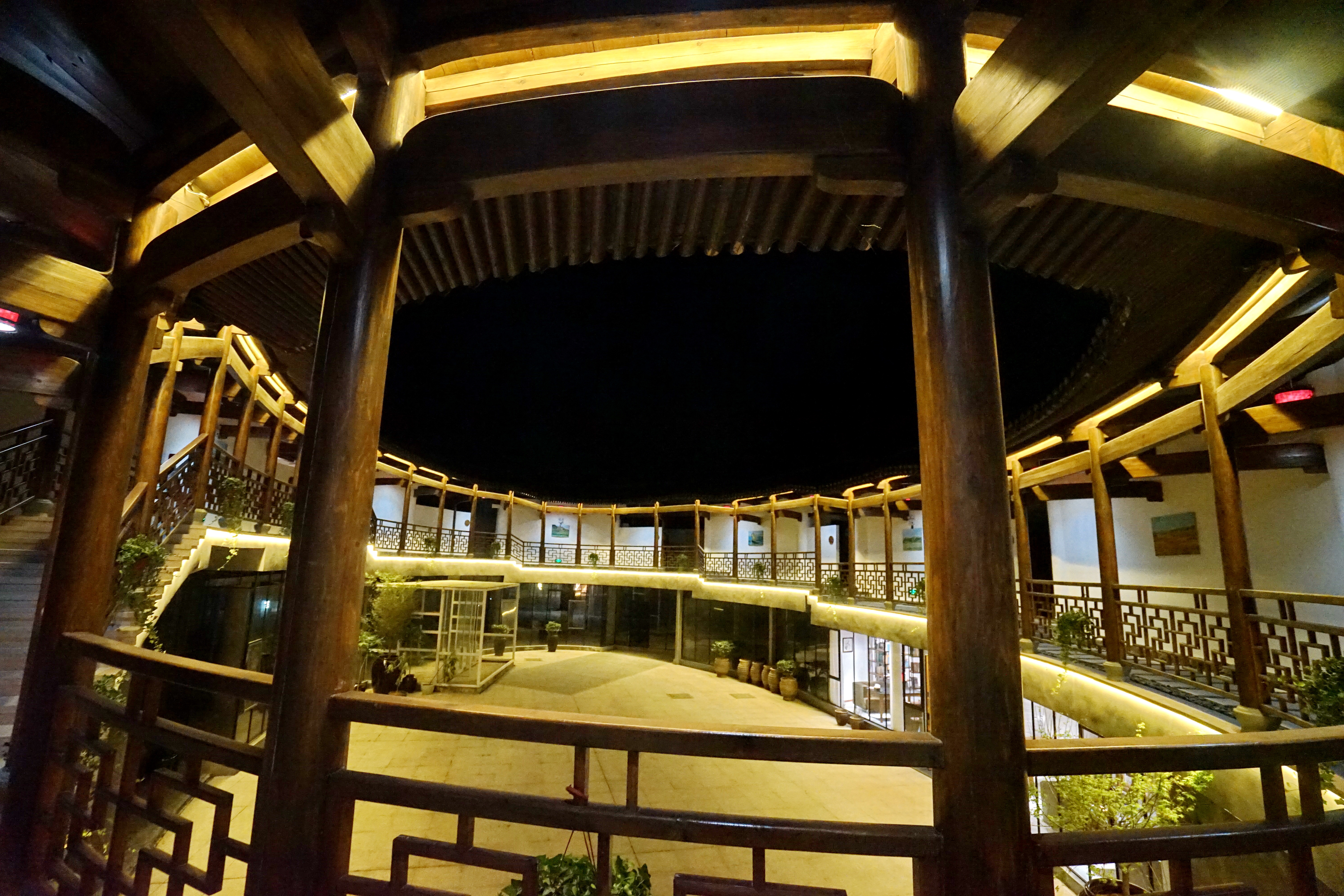 暑假凉快不晒的旅游地方,暑假避暑胜地最佳地方