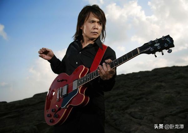 伍佰歌曲精选18首再度重相逢,伍佰最经典的20首歌再度重相逢