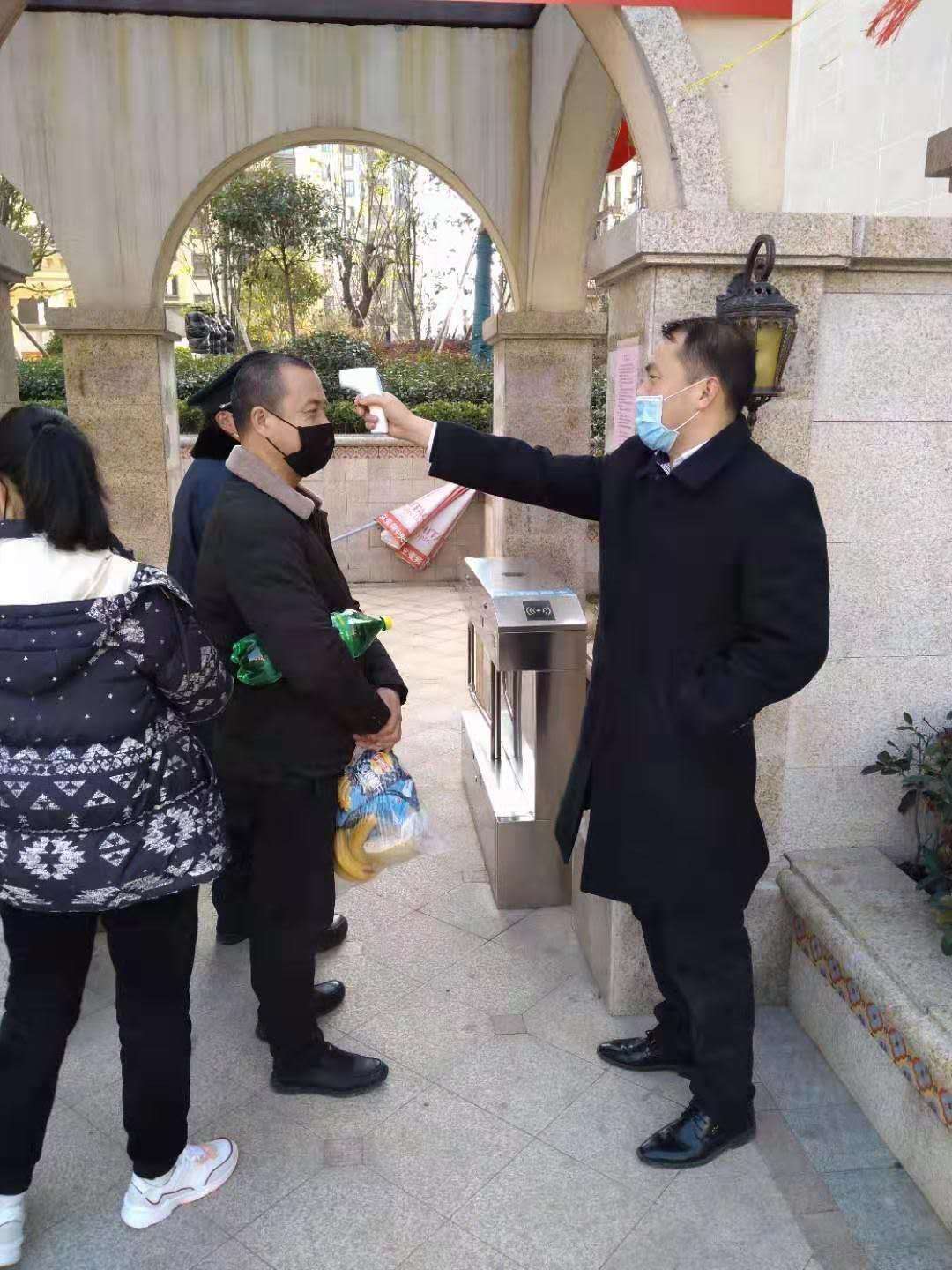 金安区清水河街道：抗击疫情的“物业”力量