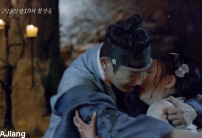 耳听爱情歌曲,耳听爱情铃声