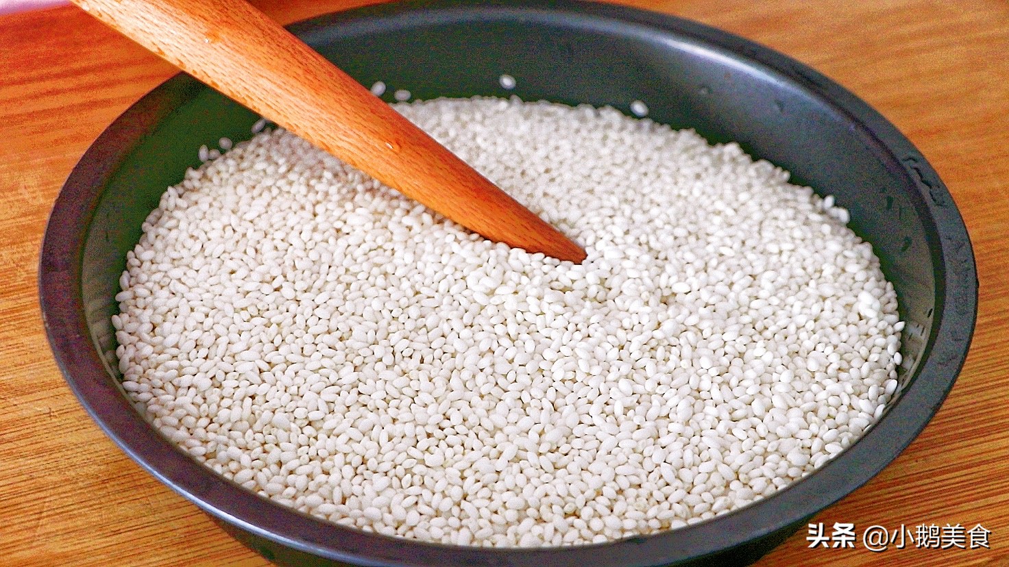 什么糯米做粽子最好吃又香又甜,糯米包粽子怎样的方法最好吃