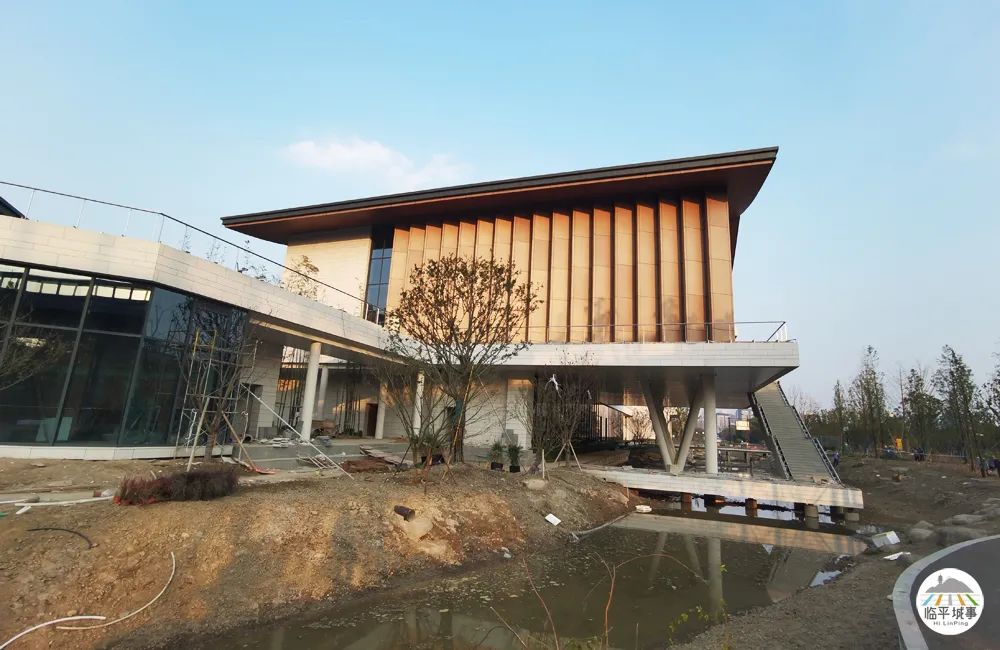 临平体育馆改扩建有篮球场吗,体育公园篮球场施工